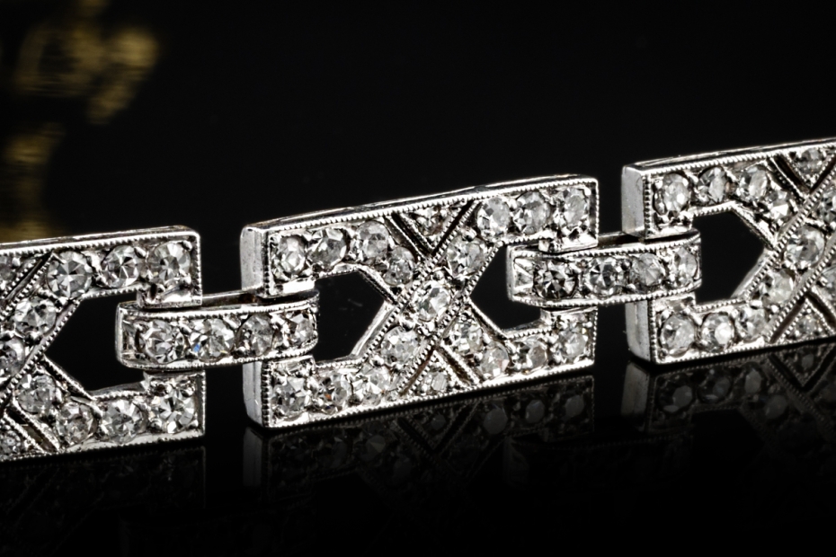 Art Déco Armband Rechteckiges Kreuz Design mit Diamanten 750er Weißgold 