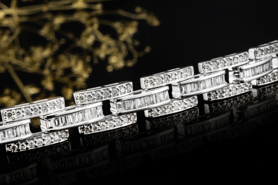 Eckiges Gliederarmband Brillanten und Baguette Diamanten in Weißgold 750 