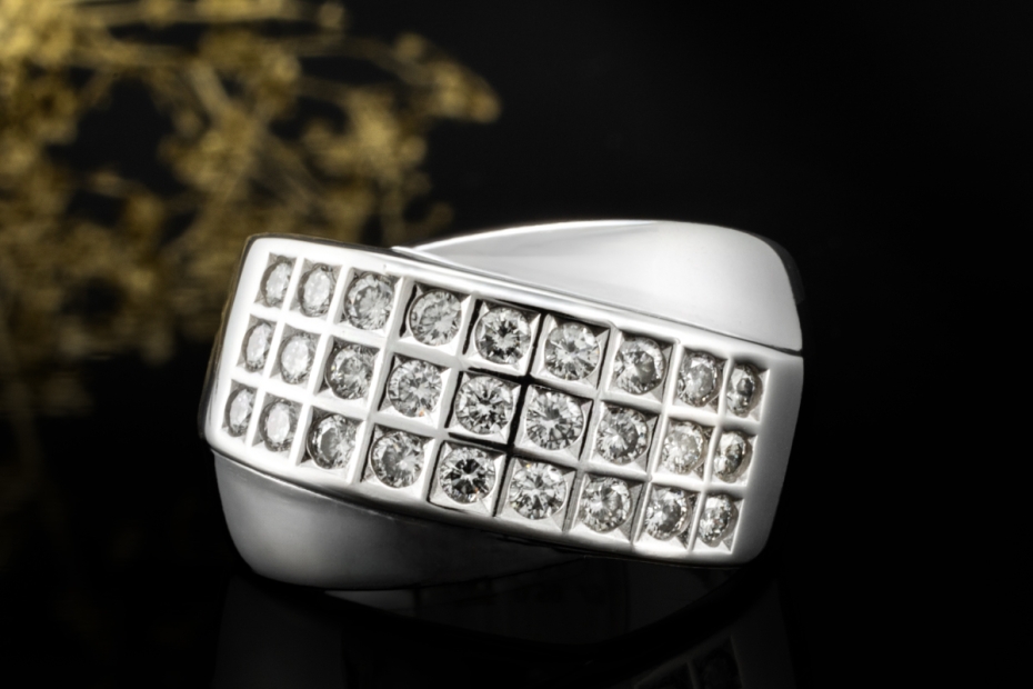 Ring Diamanten Geometrisches Design Massive Weißgold Goldschmiedearbeit 
