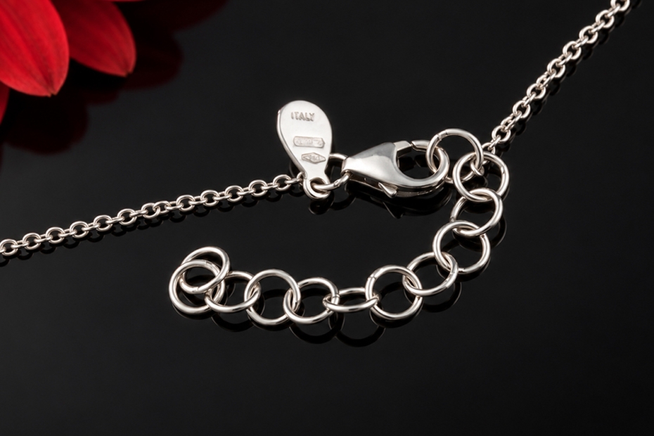 Fiore „Sparkling Circle“ Diamantarmband Made in Italy aus 750er Weißgold 