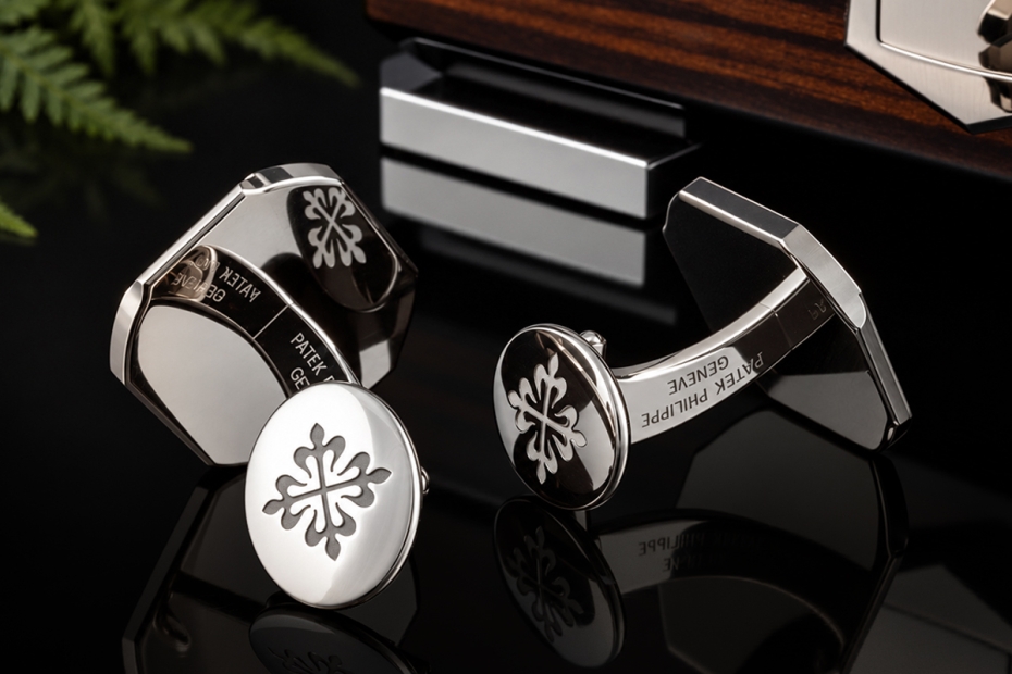 Patek Philippe Cubitus Weißgold Manschettenknöpfe Sonnenschliff Grün OVP 