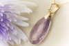 Facettierter Amethyst Anhänger mit klappbarer Öse in 750er Gelbgold  
