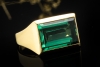 Ring mit natürlichem Spinell Treppenschliff rechteckig in 585er Gelbgold 