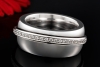 Odenwald Ring Drehring mit schräg angeordneten Diamanten in Weißgold 750 
