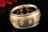 Exklusiver Drehring mit 11 Brillanten Massiv in Gelbgold & Weißgold 750 