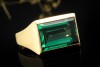 Ring mit natürlichem Spinell Treppenschliff rechteckig in 585er Gelbgold 