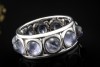 Memoire Ring mit Cabochon Iolith Goldschmiedearbeit in 750er Weißgold 