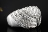 Ring Flechtmotiv Funkelnder Pavé Diamantbesatz in 750er Weißgold Arbeit 