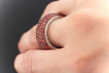 Ring mit rundum Padparadscha Saphir Brillanten seitlich Weißgold 750 Größe 56 