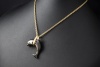 Cartier Delphin Großer Anhänger Smaragd Silverium Gelbgold 750 Full Set 