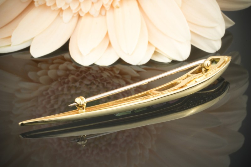 Lange Brosche Nadel mit Farbedelsteinen und Diamanten in 750er Gelbgold 