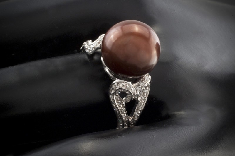 Schoko Süßwasser Zuchtperle Ring mit Brillanten in 750er Weißgold 