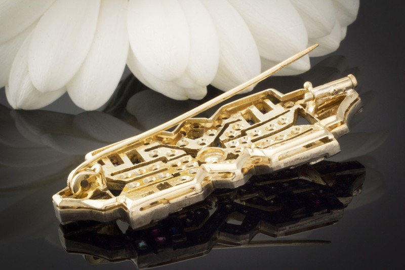 Antike Brosche der Labyrinthe mit Diamanten Rubin Smaragd Saphir in Gold 585 