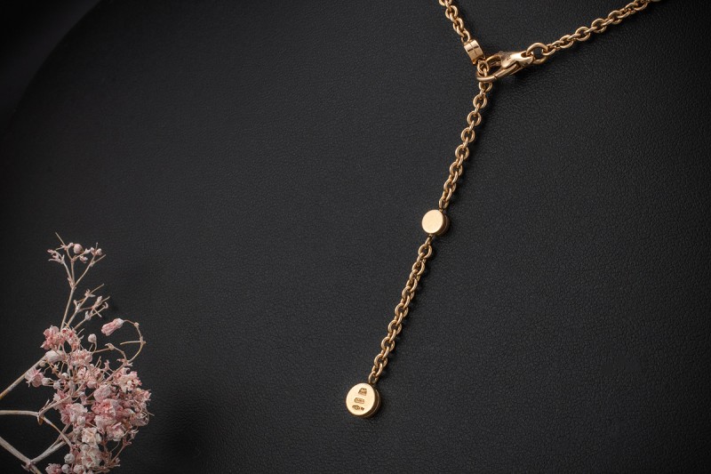 BVLGARI Bulgari Intarsio Collier Kette mit Anhänger Perlmutt in Rotgold 