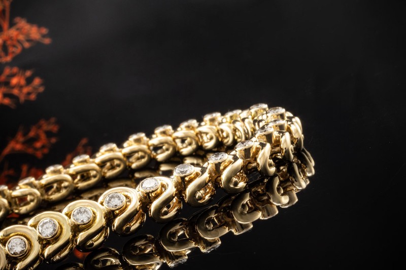 Van Cleef & Arpels Armband Vintage Tennisarmband mit Diamanten Gelbgold 