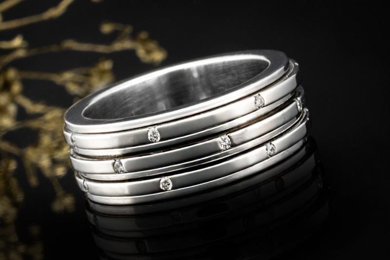 Piaget Ring Possession 3 Reihen Drehring mit Diamanten in 750er Weißgold 