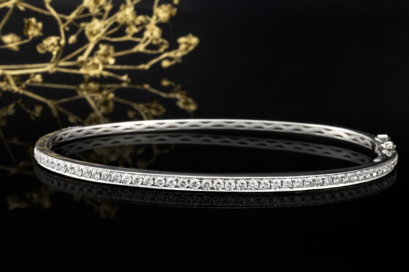 Diamant Armreif Armband mit Diamanten Goldschmiedearbeit in Weißgold 750 