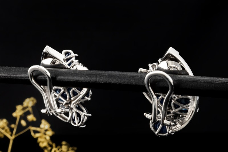 Ohrringe Ohrclips Saphir Cabochons Princess Cut Diamanten 750er Weißgold 