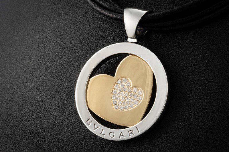 Bvlgari Tondo Heart Collier Herz Anhänger Lederkette Diamanten Gold 750 
