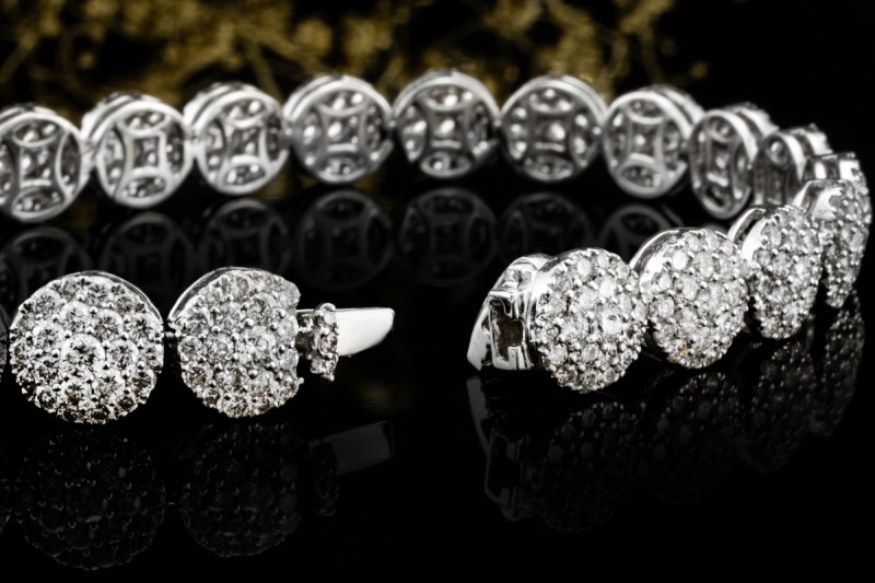 Armband Rundelemente mit Diamanten Goldschmiedearbeit in 750er Weißgold 