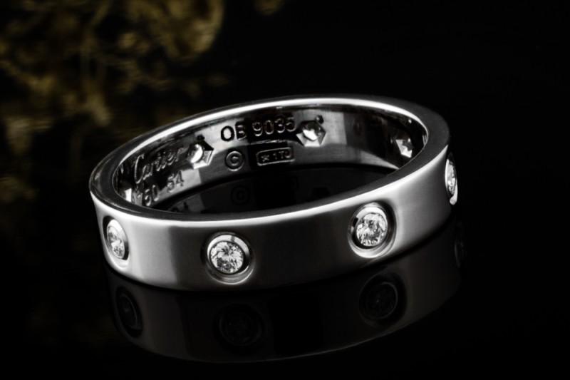 Cartier Love Ring Kleines Modell mit Diamanten Trauring in Weißgold 750 