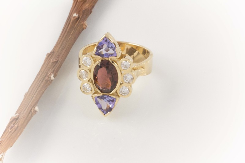 Designer Ring in 750er Gold mit Tansanit Turmalin und Brillanten Handarbeit 