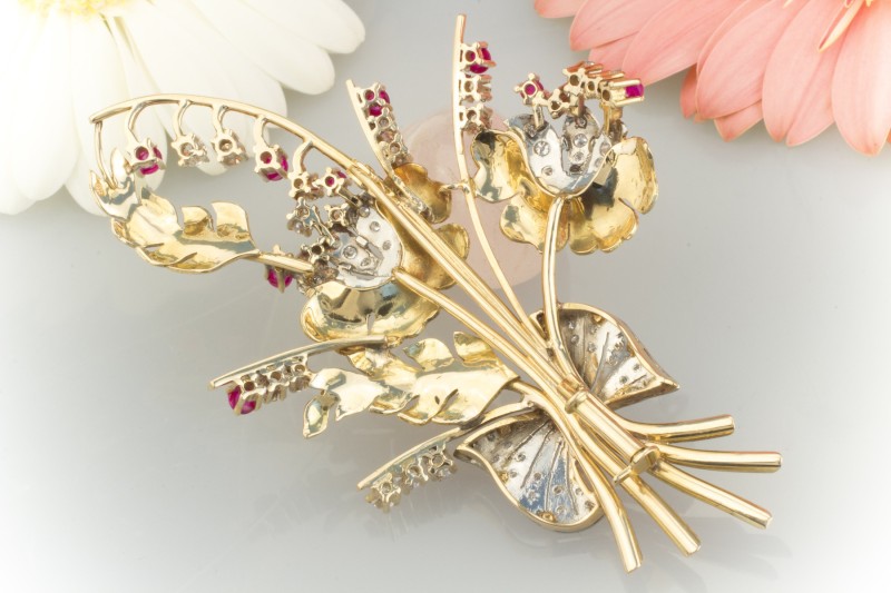 50er Jahre Brosche Nadel mit Brillanten & Rubin in 750er Gold 