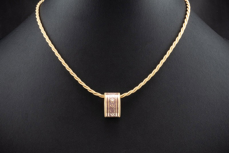 Wellendorff Anhänger Eckig Ronde Emaille Altrosa Diamant in Gelbgold 750 