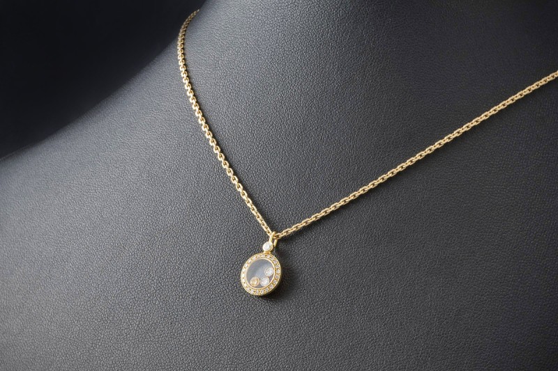 Chopard Happy Diamonds Anhänger Kleines Modell Diamanten in Gelbgold 750 
