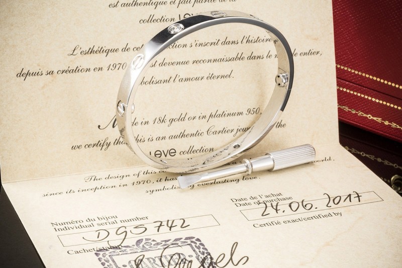 Cartier Love Armreif Armband Bracelet Diamanten Weißgold Gr. 17 Full Set 