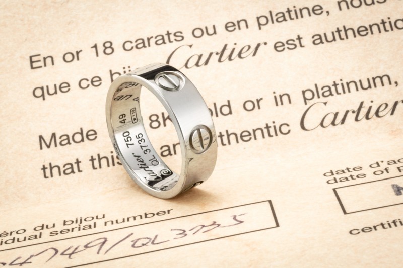 Cartier Love Ring Klassisches Modell 750er Weißgold Größe 49 Zertifikat 