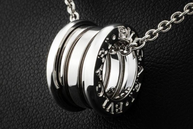 BVLGARI B.zero1 Collier Halskette mit rundem Anhänger in 750er Weißgold 