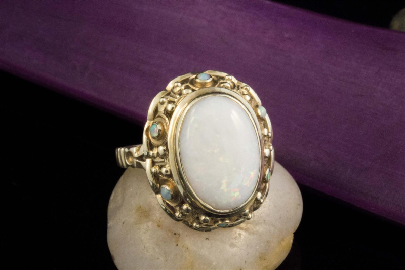 Facettenreicher großer Opal in verschnörkeltem 585 GOLD 14 Karat RING 