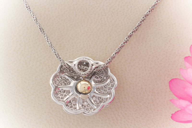 Collier / Anhänger 900er Platin Blume mit Brillanten & fabelhafter Zuchtperle  