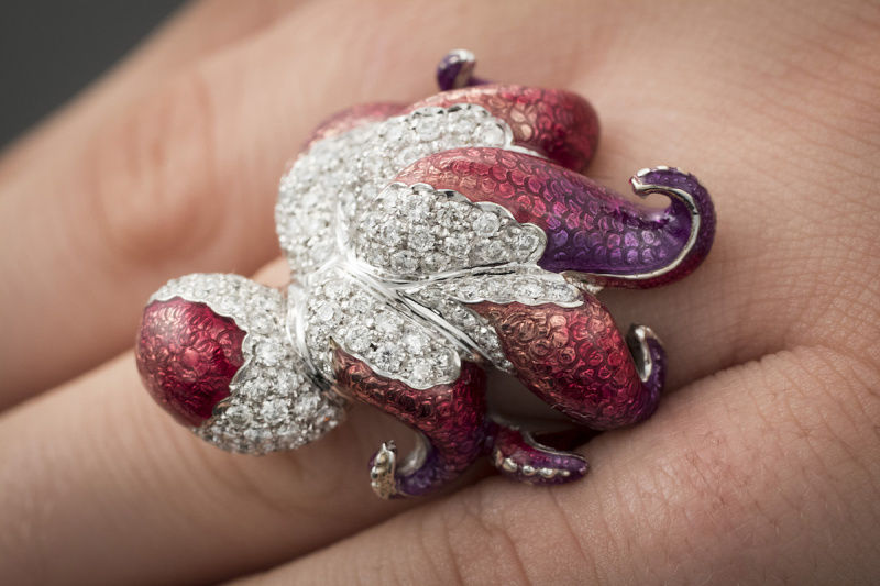 Dal Lago Octopus Ring Krake Brillanten Emaille Farbverlauf Weißgold 750 