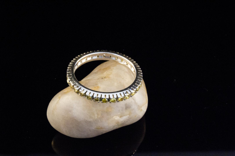 Memoire Ring 750 Weißgold mit gelben Brillanten Größe 52 