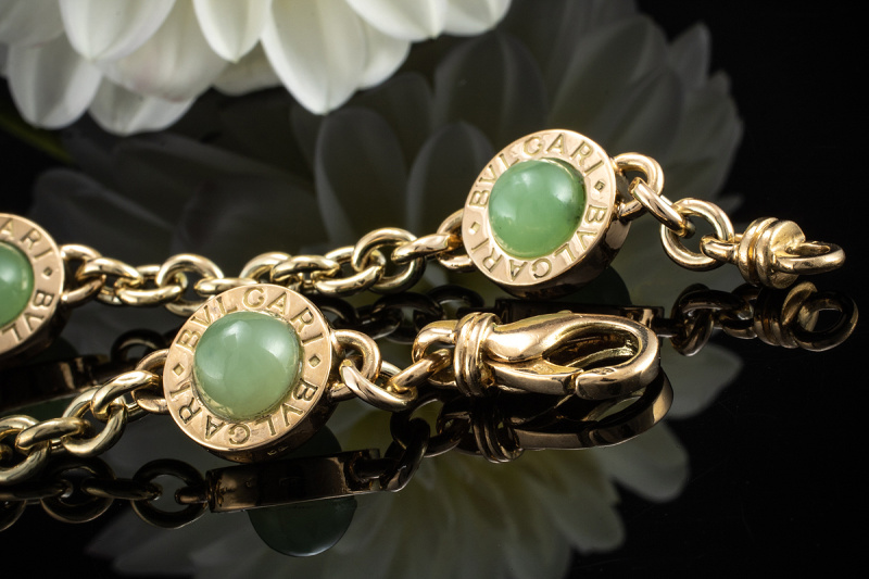 Bulgari Bvlgari Armband beidseitig mit Jade modifiziert in Gelbgold 750 