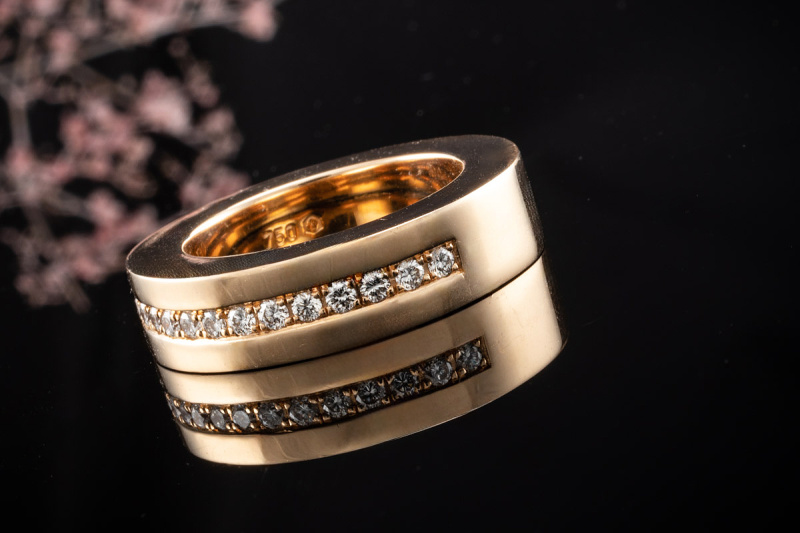 A. Odenwald Ring mit Top Diamanten Brillanten im Kanal Massiv in Rosegold 