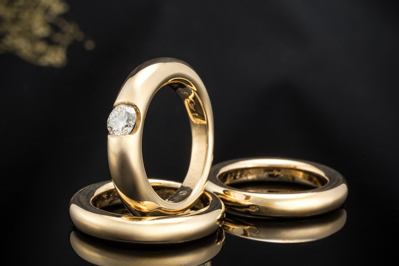 Cartier Ellipse 3 Ringe Solitär Diamant Bandring gestapelt Gelbgold 750 