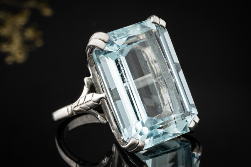 Eleganter Vintage Cocktailring Ring mit großem Aquamarin 750er Weißgold 