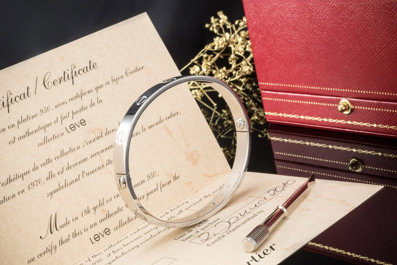 Cartier Love Armreif Armband Bracelet in 750er Weißgold Größe 17 cm OVP 