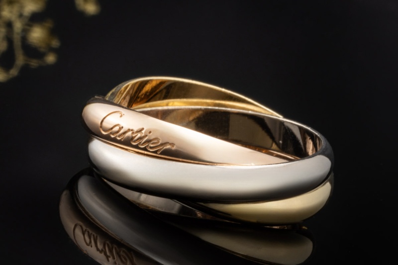 Trinity de Cartier Ring klassisches Modell Gr. 59 in 750er Gold Tricolor 