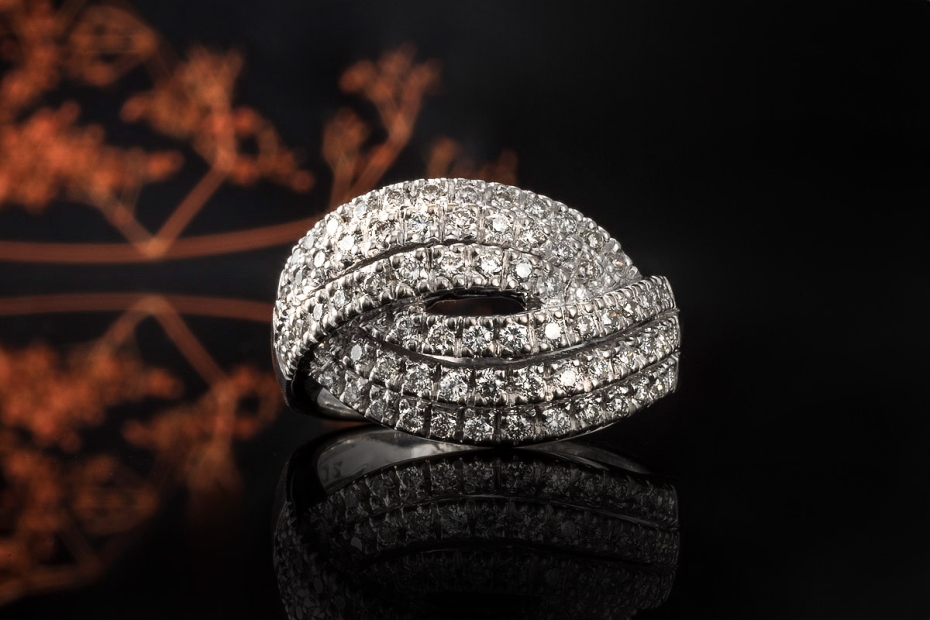 Ring Crossover Diamanten Brillanten Goldschmiedearbeit in Weißgold 750 