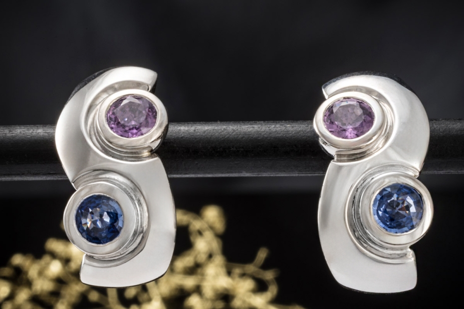Odenwald Ohrclips Ohrstecker Tango mit Saphir Blau Violett Weißgold 750 