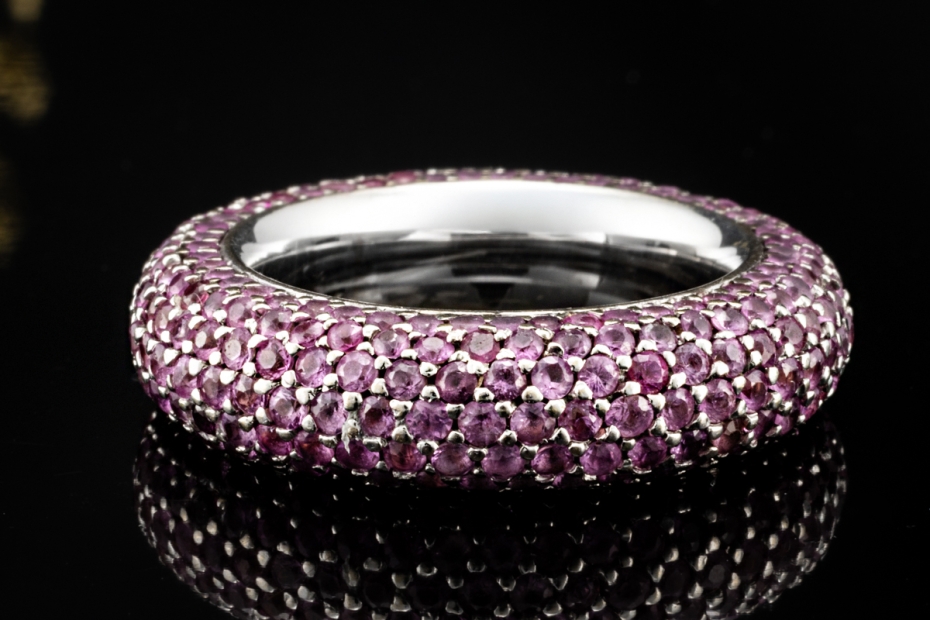 Memoire Ring mit Pavé Amethyst rundum massiv in 750er Weißgold Größe 56 