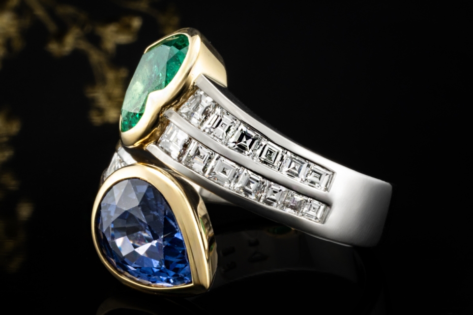 Herz Ring Smaragd Saphir Tropfen und Diamanten Handarbeit 750er Weißgold 