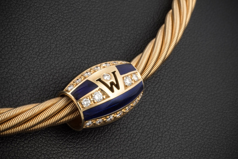 Wellendorff Ronde Anhänger Salome Blau 0,72 Ct. Diamanten 750er Gelbgold 
