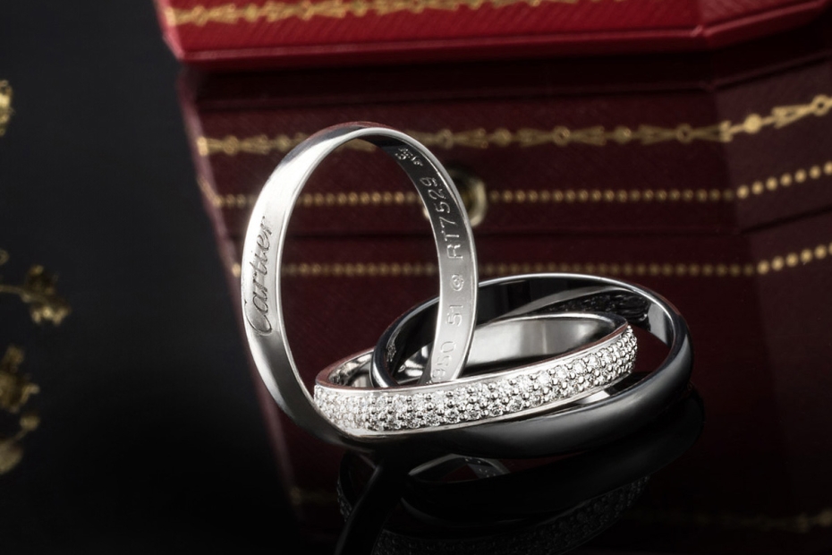 Cartier Trinity Ring mit Diamanten Klassisch in Weißgold Keramik Platin 