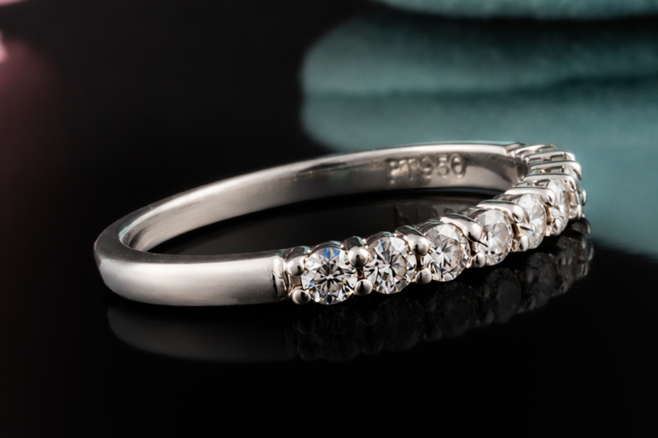 Tiffany & Co Forever Halbmemoire Ring mit 9 Diamanten in 950er Platin 51 