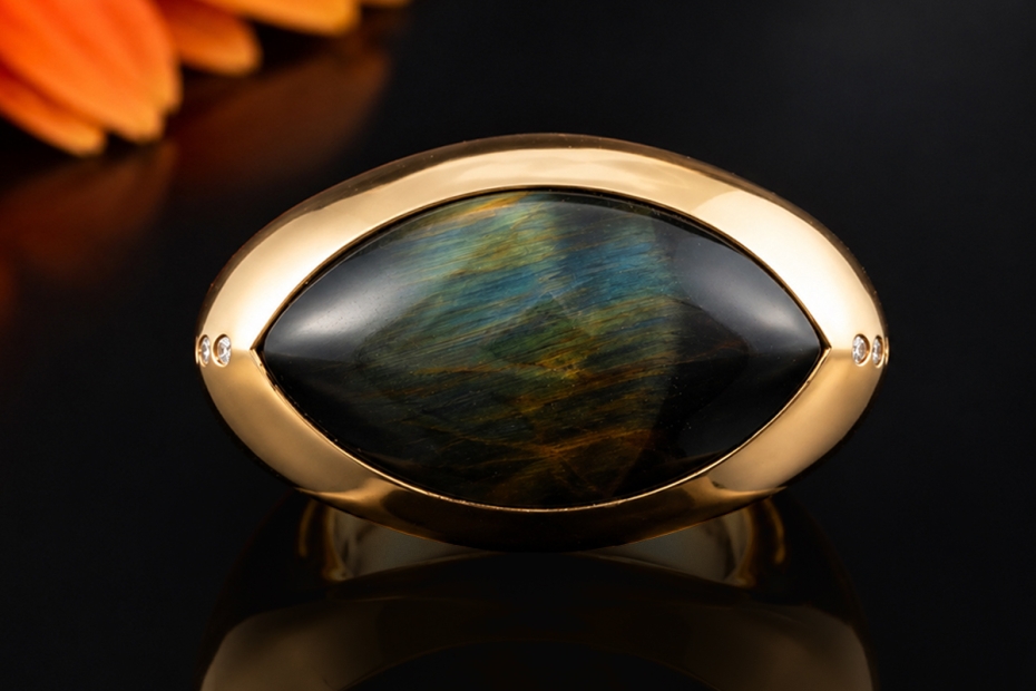 Vhernier Ring mit Falkenauge & Diamanten Massive Arbeit in Roségold 750 